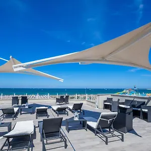 hotel-baby-rimini.riccione-hotels.org/