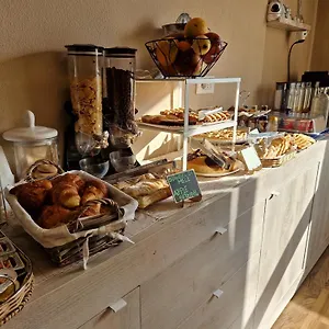 Couette-café U Baruni, Messine